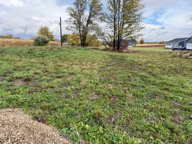 $69,900 | 2917 Bonanza Road, Lake Odessa, MI 48849