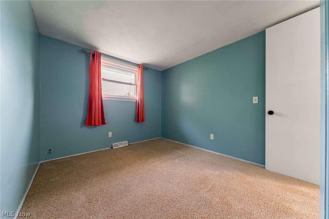 4761 James Road North Ridgeville, OH 44039 - Photo 15 of 46 Gallery Image 15