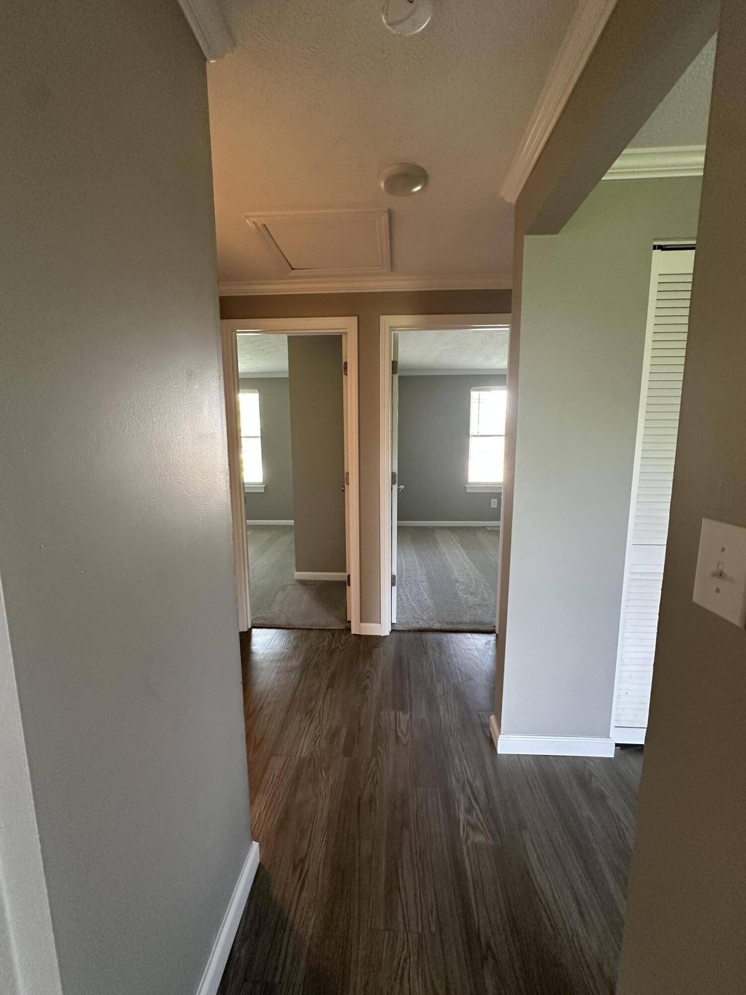6020 Shull Road Dayton, OH 45424 - Photo 16 of 27