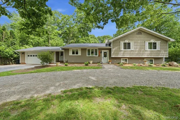 $319,900 | 10210 Lavern Court, Clio, MI 48420