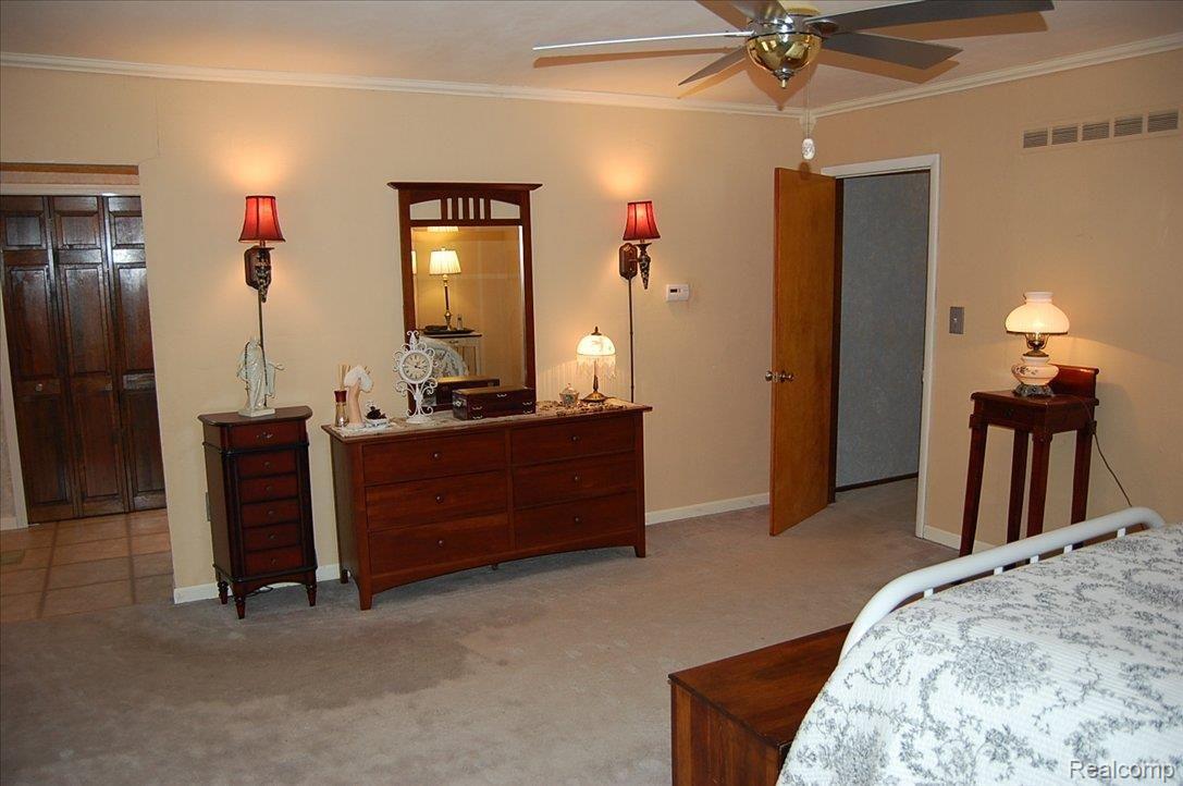 1689 Chilson Road Howell, MI 48843 - Photo 14 of 23 bedroom #4