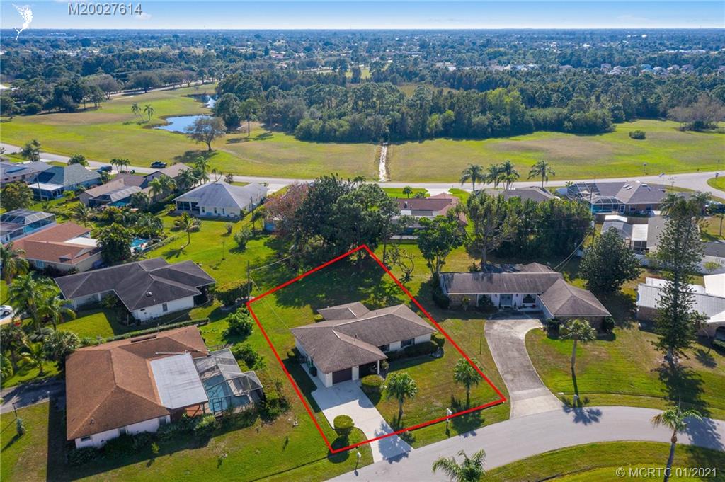 1418 Southeast Santurce Road Port St. Lucie, FL 34952 - Photo 16 of 37