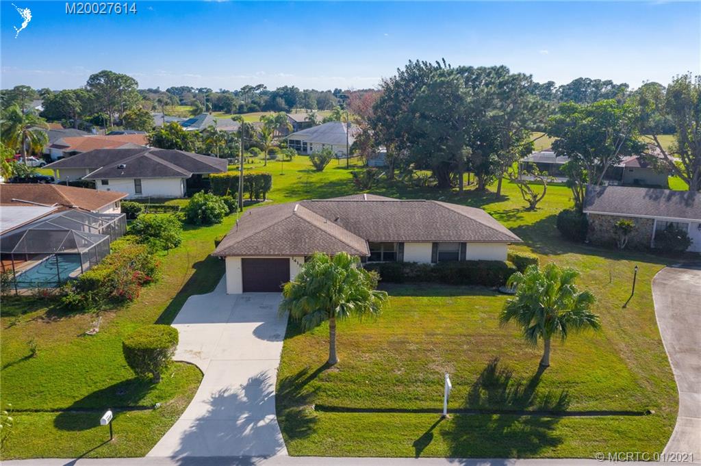 1418 Southeast Santurce Road Port St. Lucie, FL 34952 - Photo 33 of 37