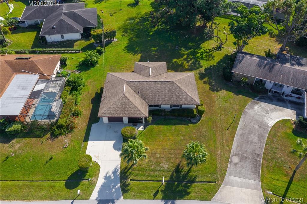1418 Southeast Santurce Road Port St. Lucie, FL 34952 - Photo 6 of 37