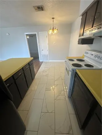 $800 | 1904 Hickory Avenue, Unit D, Harahan, LA 70123