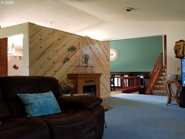 856 Goldenrod Court Reedsport, OR 97467 - Photo 14 of 31 Gallery Image 14