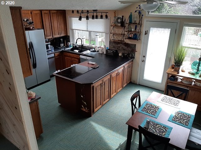 856 Goldenrod Court Reedsport, OR 97467 - Photo 18 of 31 Gallery Image 18