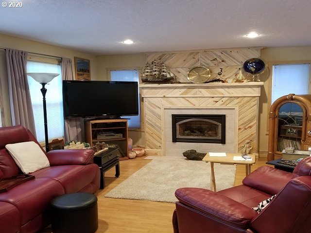 856 Goldenrod Court Reedsport, OR 97467 - Photo 20 of 31 Gallery Image 20