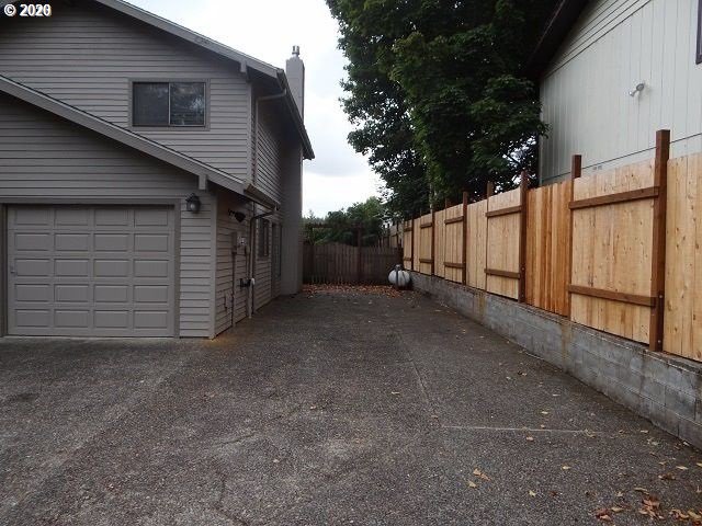 856 Goldenrod Court Reedsport, OR 97467 - Photo 3 of 31 Gallery Image 3