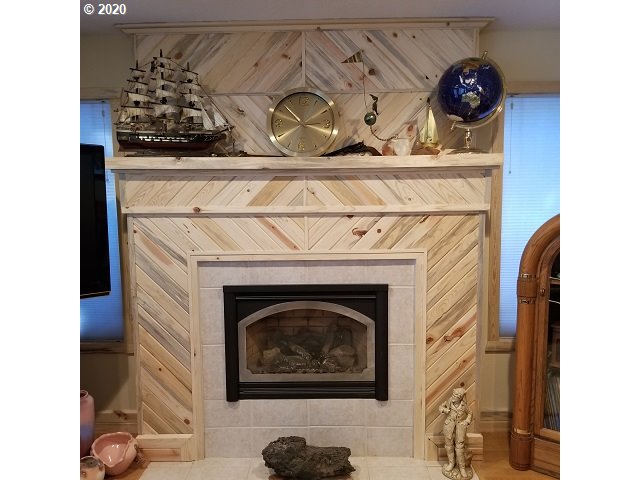 856 Goldenrod Court Reedsport, OR 97467 - Photo 21 of 31 Gallery Image 21