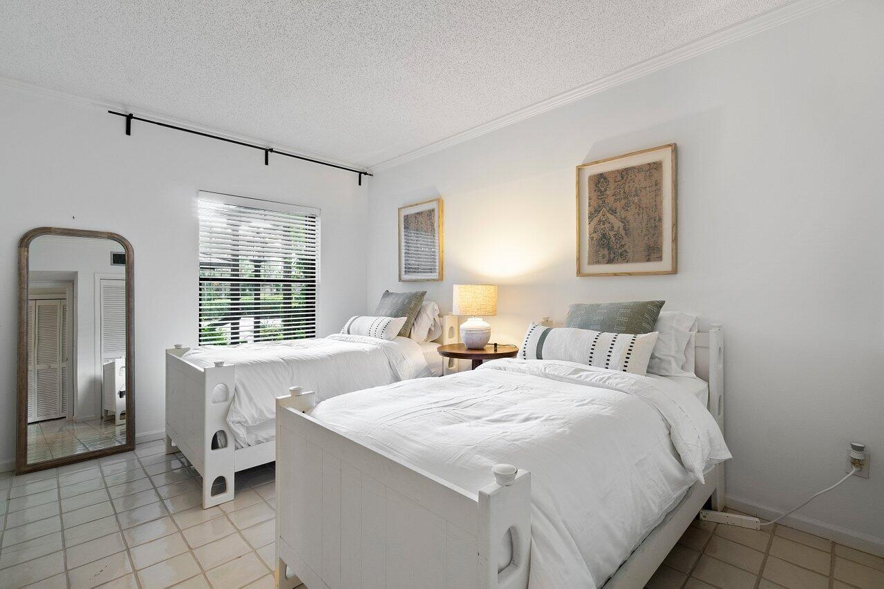13329 Polo Club Road, Unit 106 Wellington, FL 33414 - Photo 14 of 47 Bedroom 3