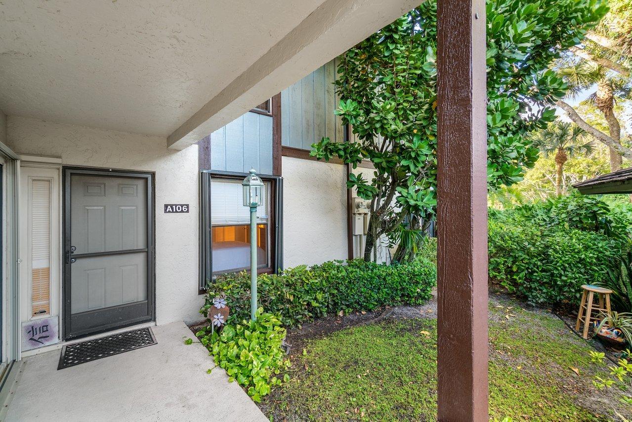 13329 Polo Club Road, Unit 106 Wellington, FL 33414 - Photo 19 of 47 Entrance