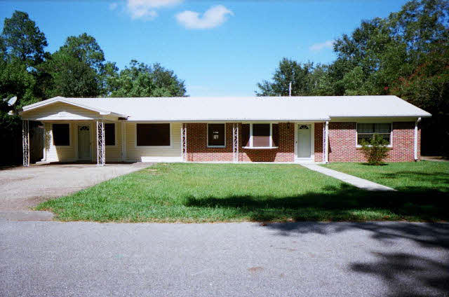 18313 East Illinois Street Robertsdale, AL 36567 - Photo 1 of 1
