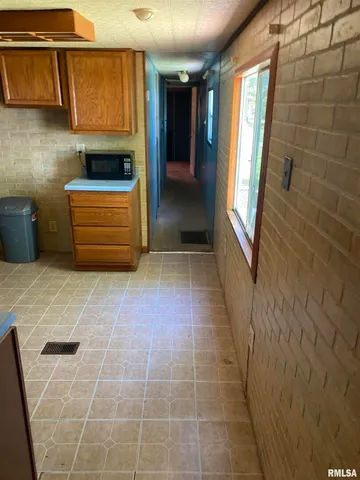 $79,900 | 101 South Poplar Street, De Soto, IL 62924