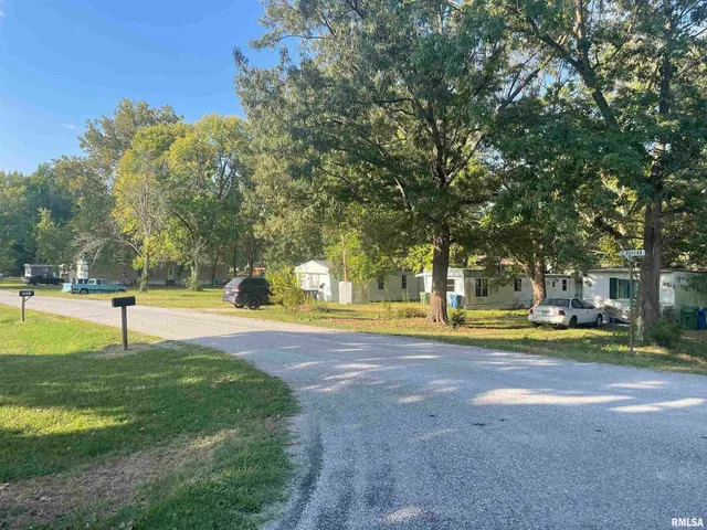 $79,900 | 101 South Poplar Street, De Soto, IL 62924