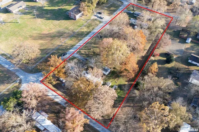 $79,900 | 101 South Poplar Street, De Soto, IL 62924