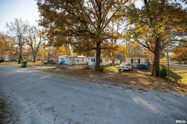 $79,900 | 101 South Poplar Street, De Soto, IL 62924