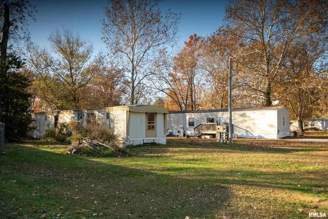 $79,900 | 101 South Poplar Street, De Soto, IL 62924