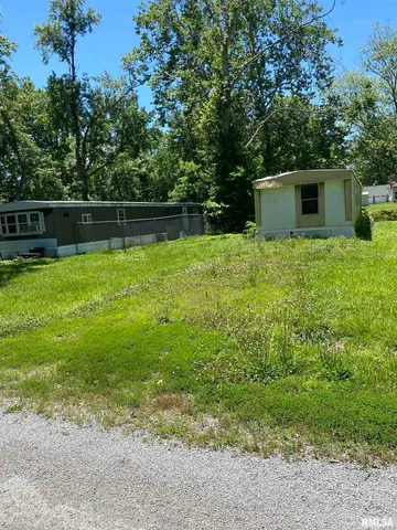 $79,900 | 101 South Poplar Street, De Soto, IL 62924