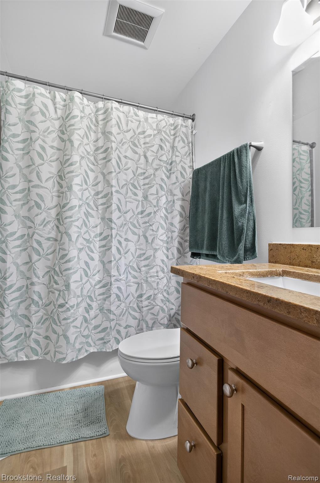 49050 Fuller Road New Baltimore, MI 48051 - Photo 15 of 24 025_BRIT6918.jpg