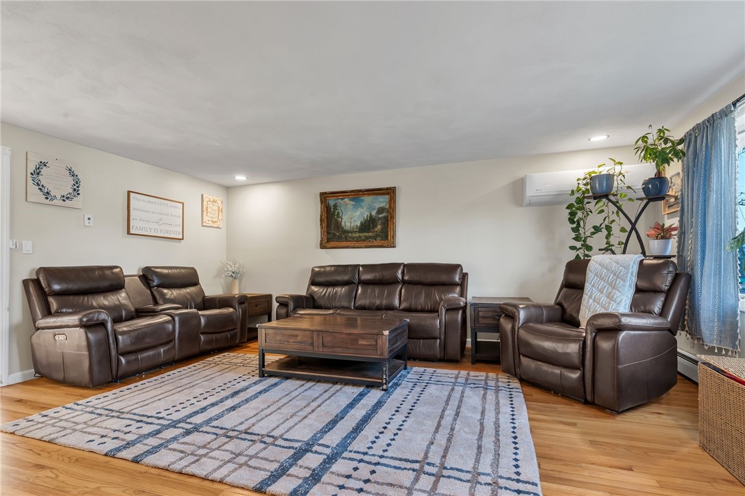 62 Canonchet Trail Cranston, RI 02921 - Photo 23 of 50