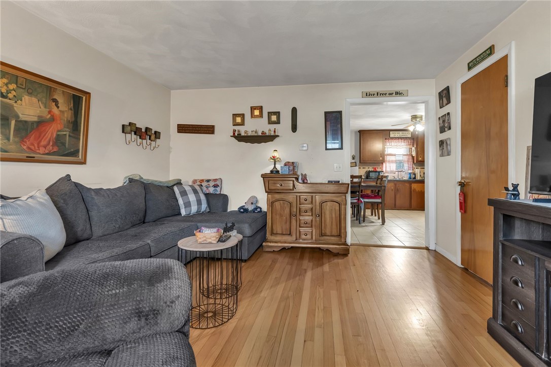 62 Canonchet Trail Cranston, RI 02921 - Photo 35 of 50