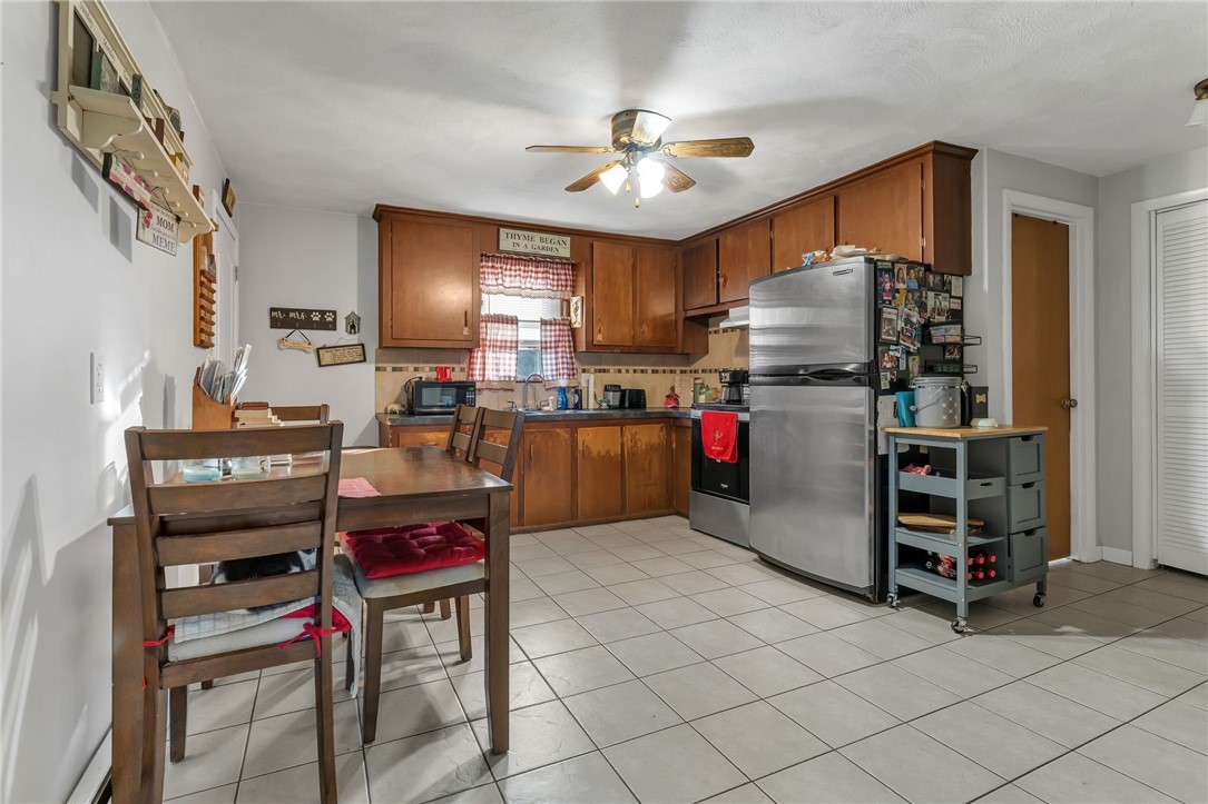 62 Canonchet Trail Cranston, RI 02921 - Photo 36 of 50