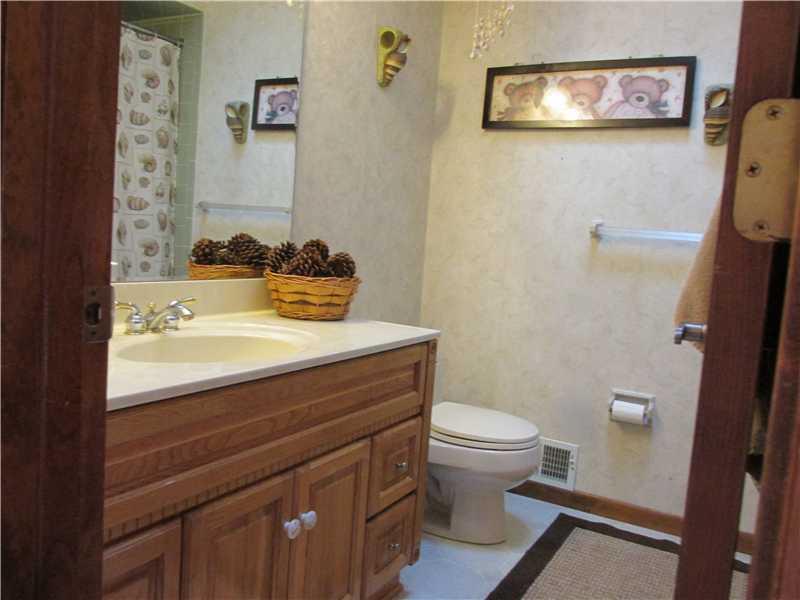 199 Holly Place Road Mount Pleasant, PA 15666 - Photo 12 of 16 Full Bath.