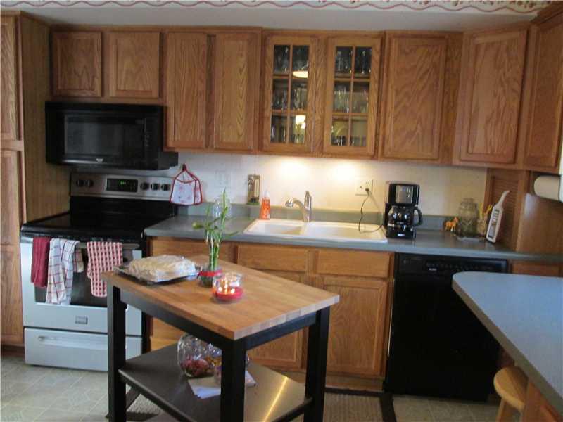 199 Holly Place Road Mount Pleasant, PA 15666 - Photo 4 of 16 Kitchen.