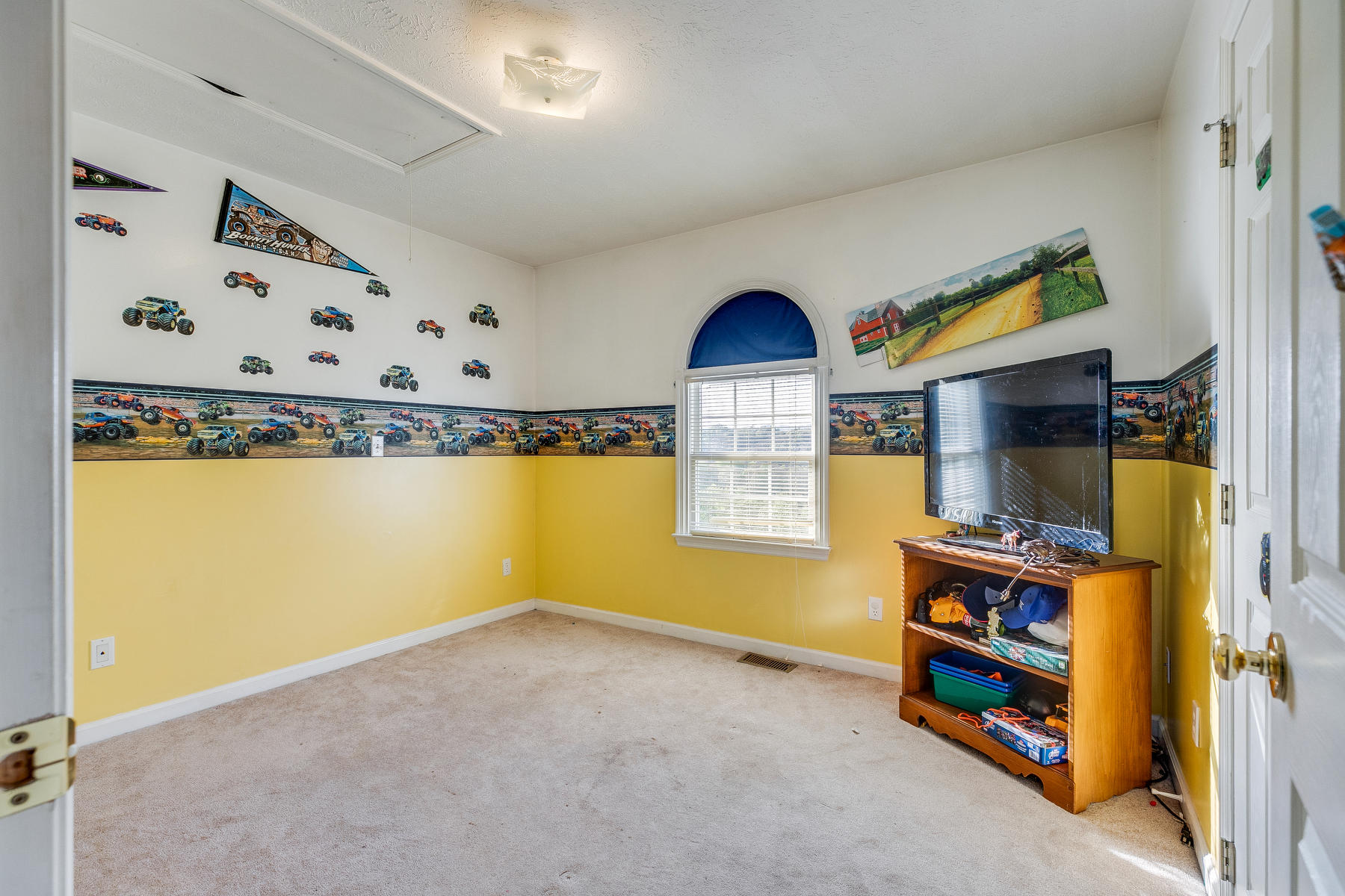 742 Rector Drive Kingsport, TN 37660 - Photo 25 of 49 028