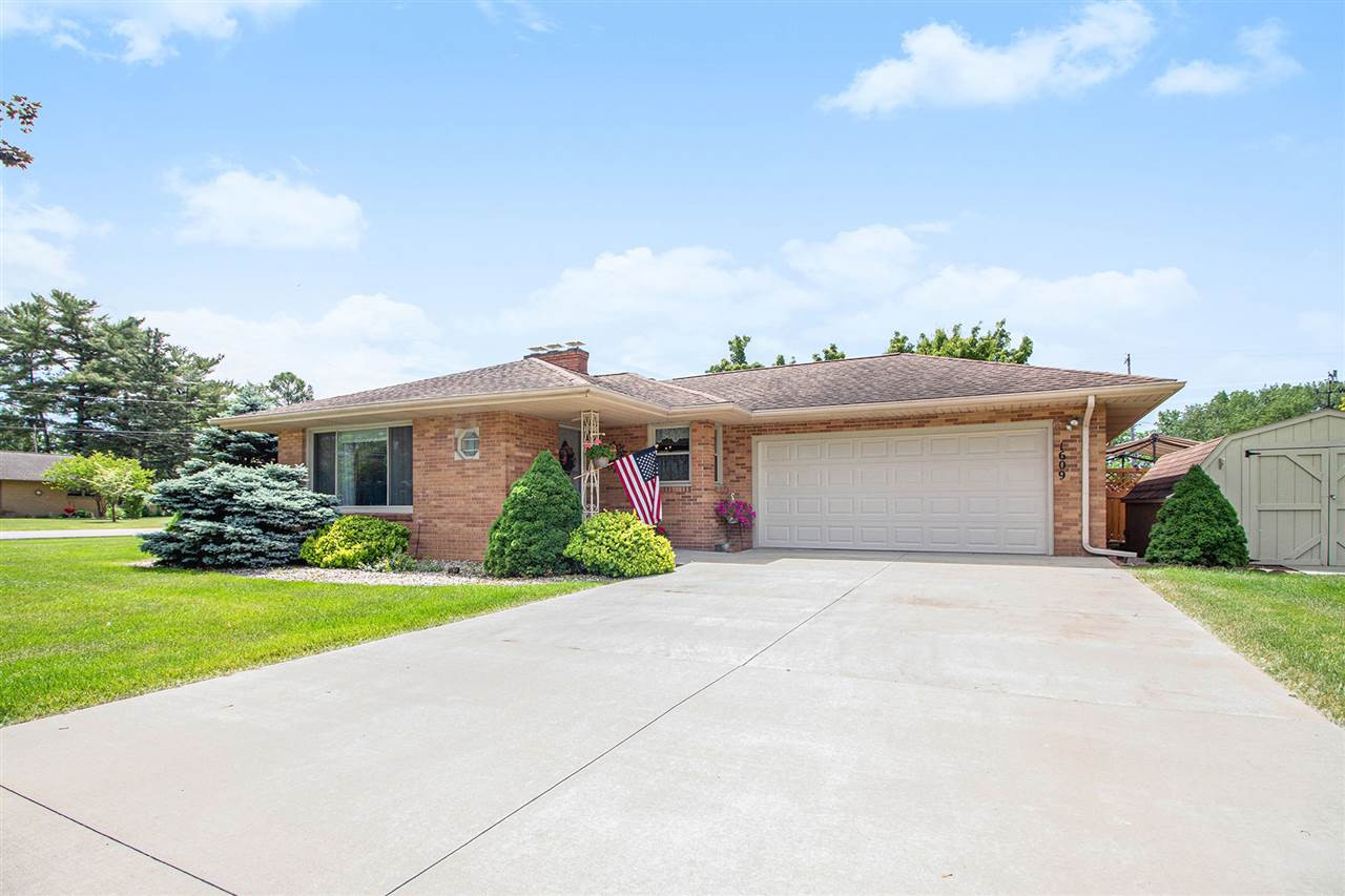 1609 Badgley Road Jackson, MI 49203 - Photo 1 of 25 Photo 1