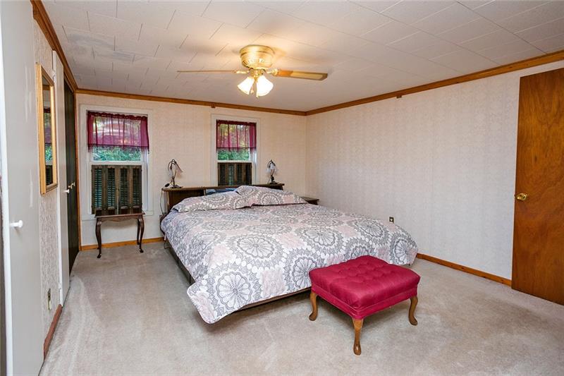 146 Hurst Road Smock, PA 15480 - Photo 12 of 23