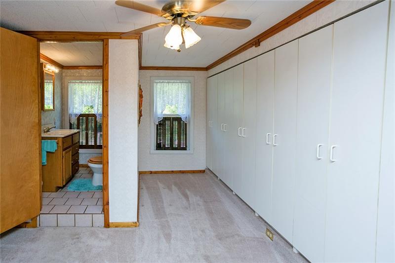 146 Hurst Road Smock, PA 15480 - Photo 13 of 23