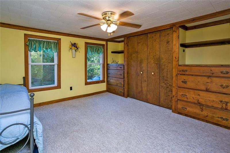 146 Hurst Road Smock, PA 15480 - Photo 16 of 23