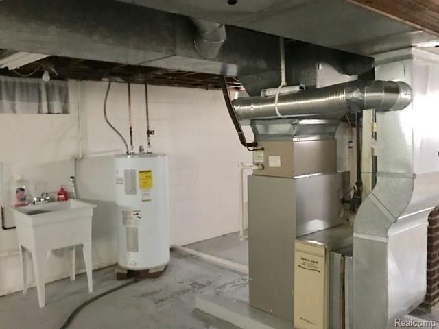 6709 General Squier Road Almont, MI 48003 - Photo 36 of 46 FullSizeRender.jpg