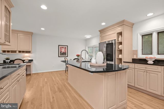 $1,450,000 | 6218 Redwing Road, Bethesda, MD 20817