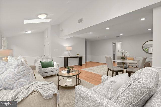 $1,450,000 | 6218 Redwing Road, Bethesda, MD 20817