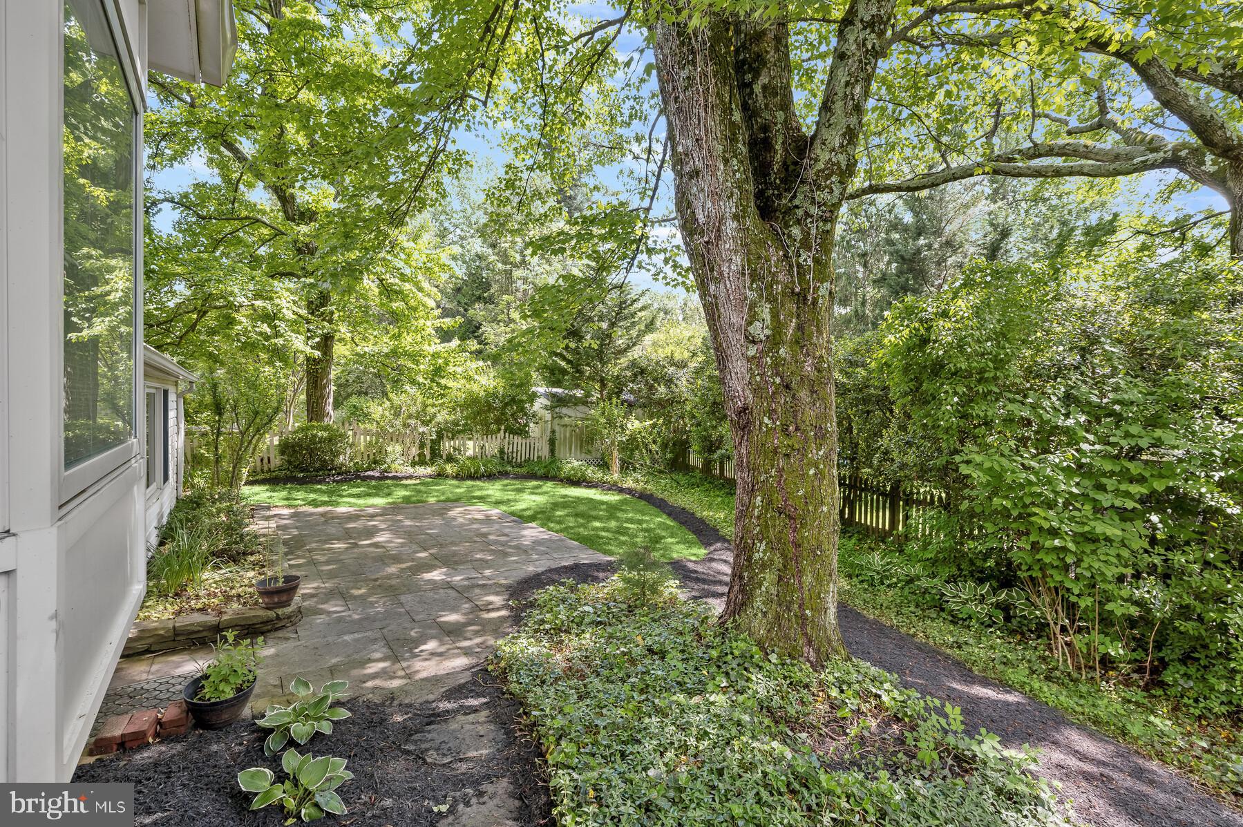 6218 Redwing Road Bethesda, MD 20817 - Photo 34 of 36 Backyard