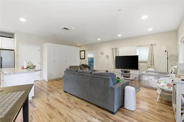 $2,199,999 | 10925 Willowbrae Avenue, Chatsworth, CA 91311