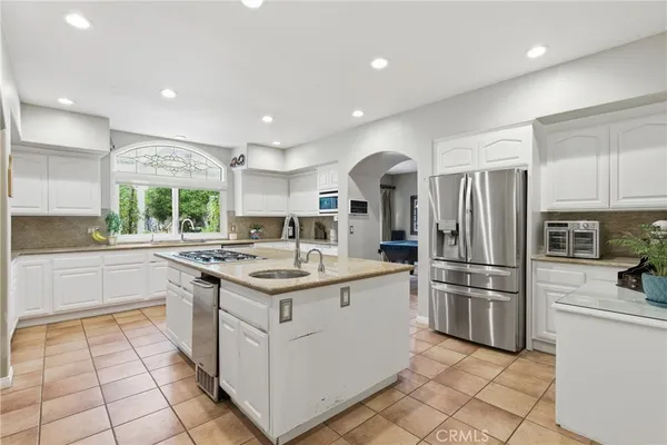 $2,199,999 | 10925 Willowbrae Avenue, Chatsworth, CA 91311