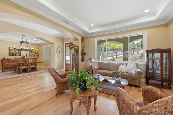 $1,598,747 | 3835 Las Flores Drive, Fallbrook, CA 92028