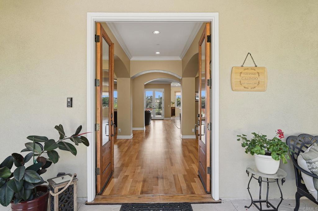 3835 Las Flores Drive Fallbrook, CA 92028 - Photo 2 of 74 ENTRY