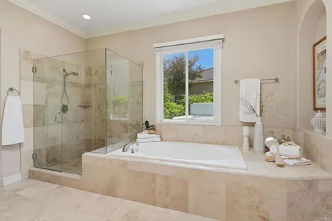 $1,598,747 | 3835 Las Flores Drive, Fallbrook, CA 92028