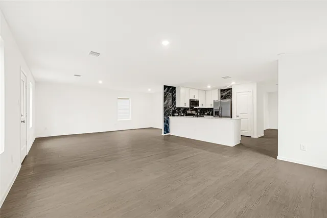 $2,100 | 2608 Shady Cedar Court, Conroe, TX 77301