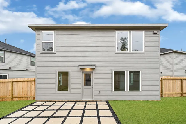 $2,100 | 2608 Shady Cedar Court, Conroe, TX 77301