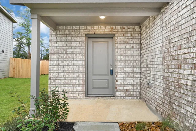 $2,100 | 2608 Shady Cedar Court, Conroe, TX 77301