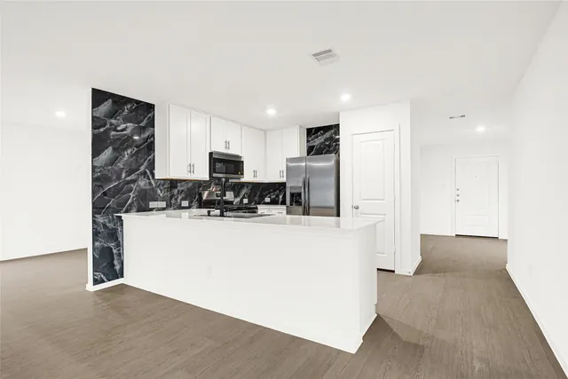 $2,100 | 2608 Shady Cedar Court, Conroe, TX 77301