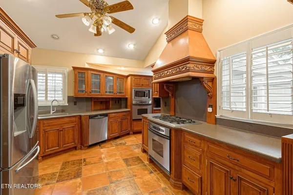 $3,050,000 | 3511 Iskagna Drive Southwest, Knoxville, TN 37919