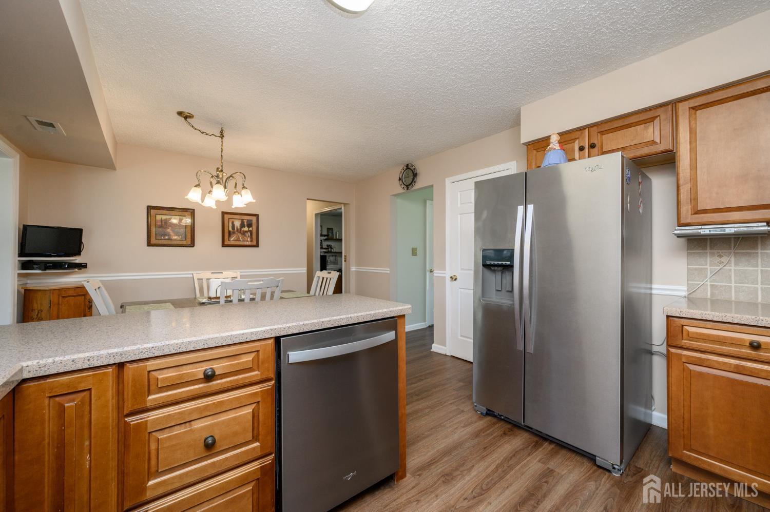 109 Concord Circle Howell, NJ 07731 - Photo 12 of 42