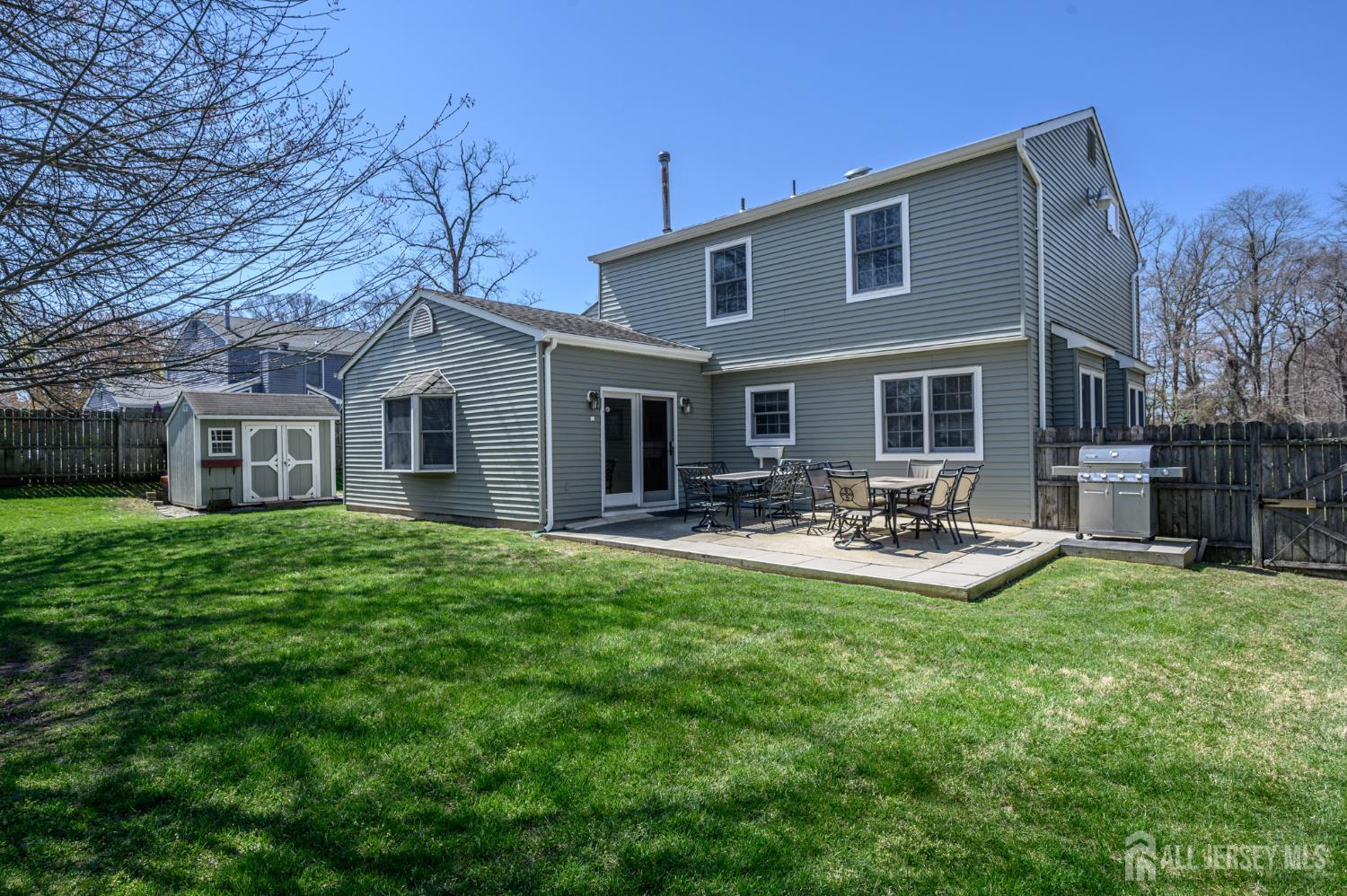 109 Concord Circle Howell, NJ 07731 - Photo 31 of 42